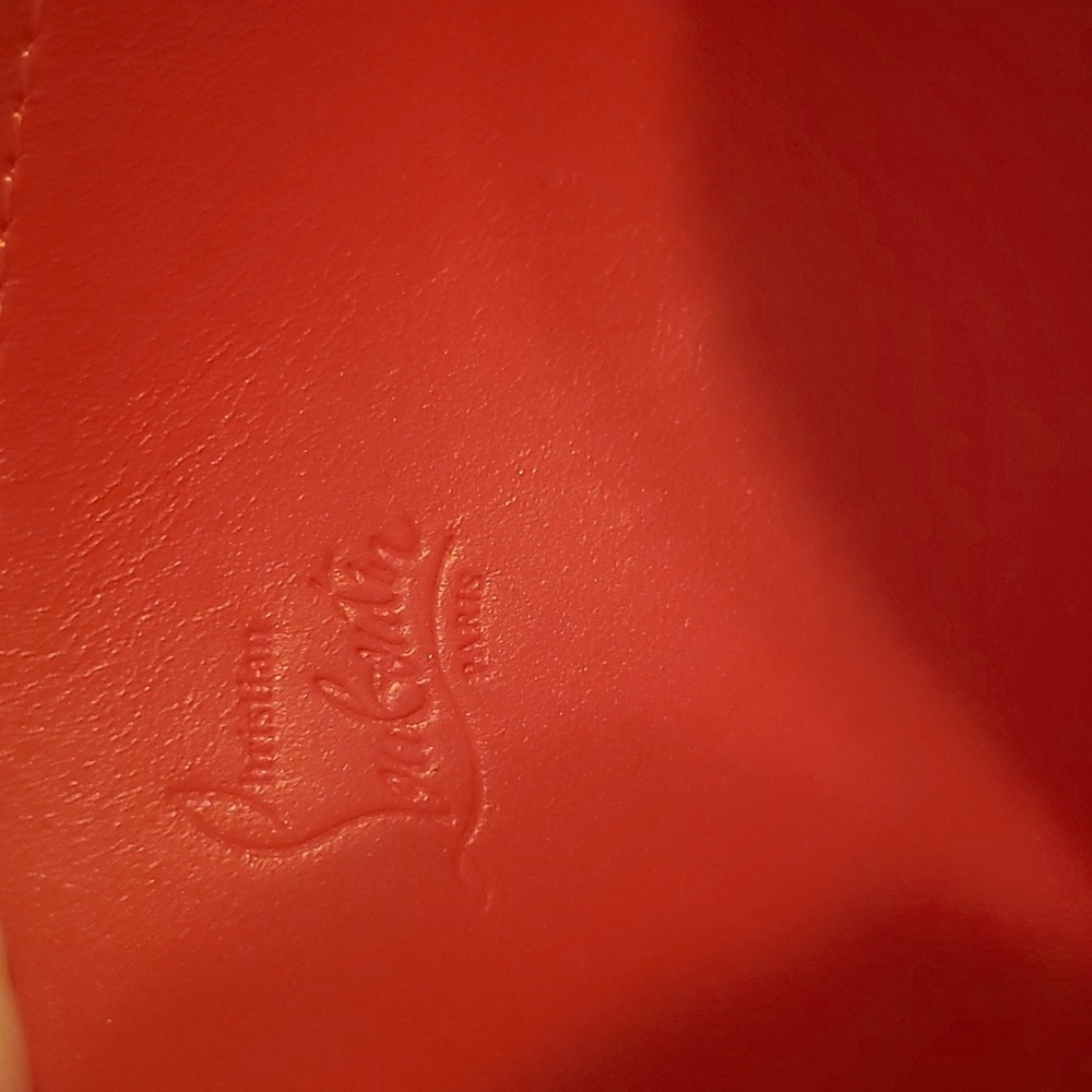 SALE TODAY ONLY!Authentic Louboutin Wallet/Clutch with chain! - Picture 11 of 11